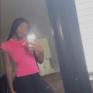 Meet your Posher, Myra